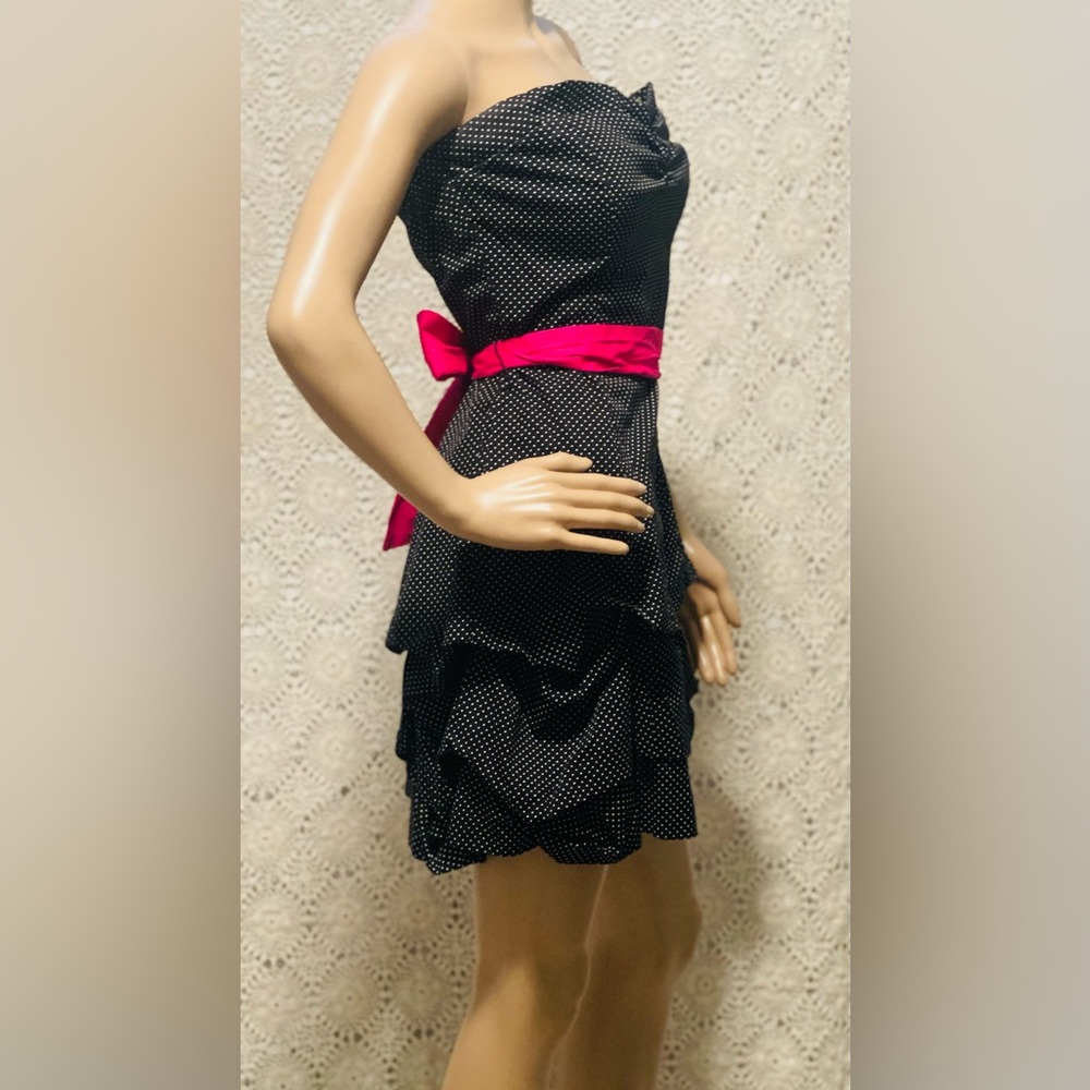 Great little dress, black with polka dots♥️
